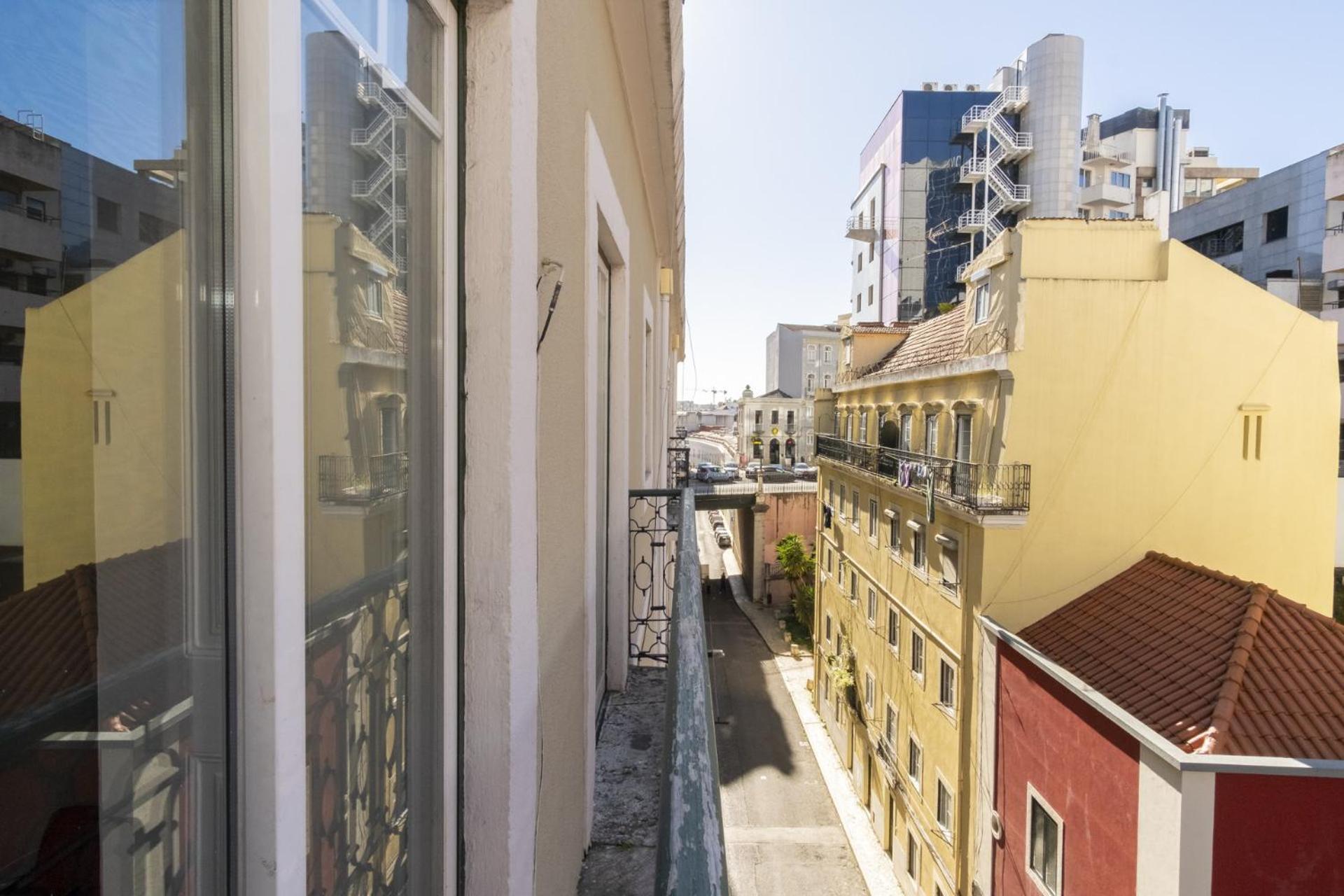 Apartment In Lisbon City Center With A Terrace, 317 Luaran gambar